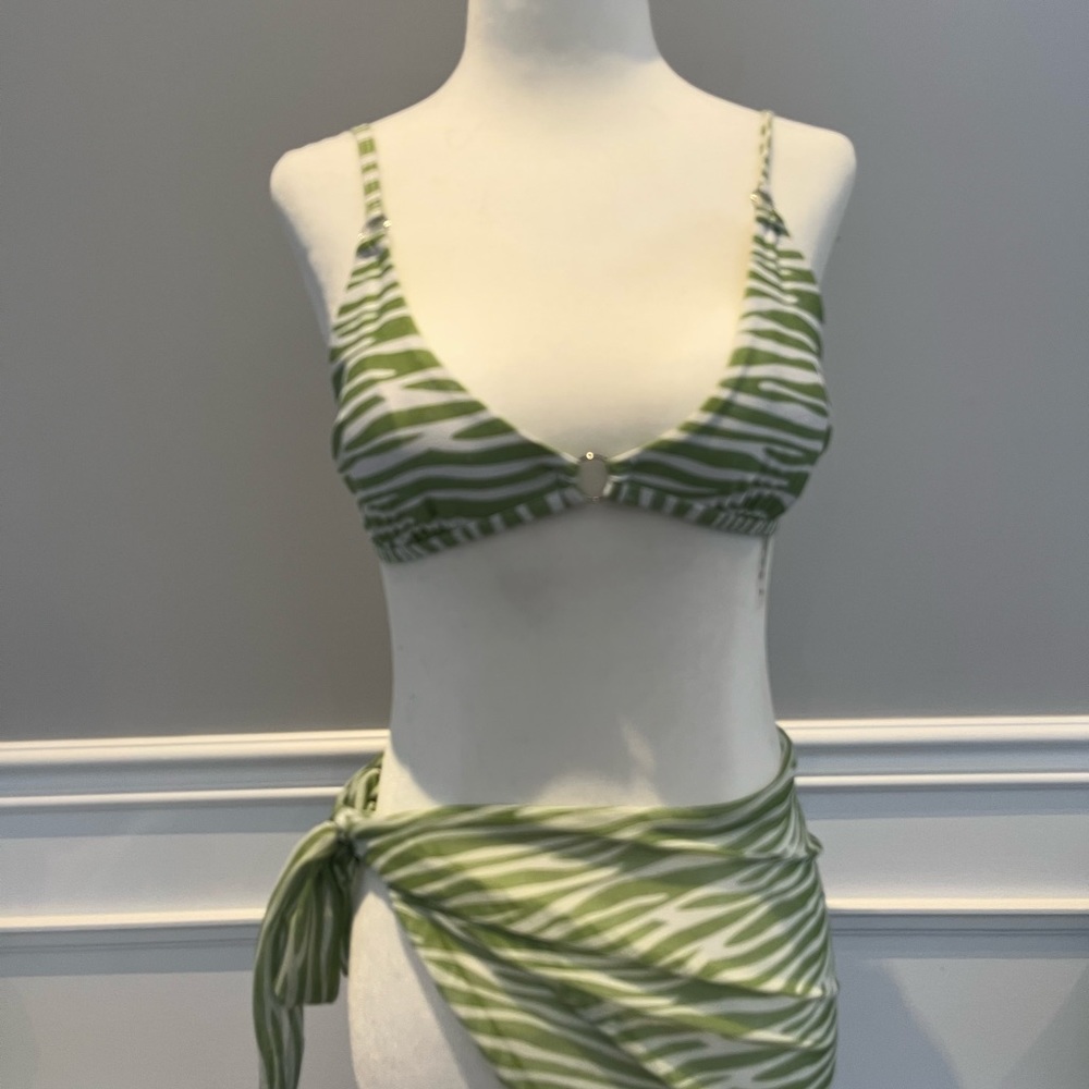 Shein green and white bikini, size small, 3 pieces (top, bottom and wrap)